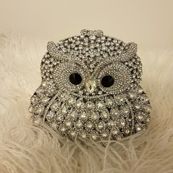 Celebrity Glam Festive Clutch - Picture 3 of 5